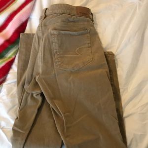 American Eagle Khaki Skinny Jean